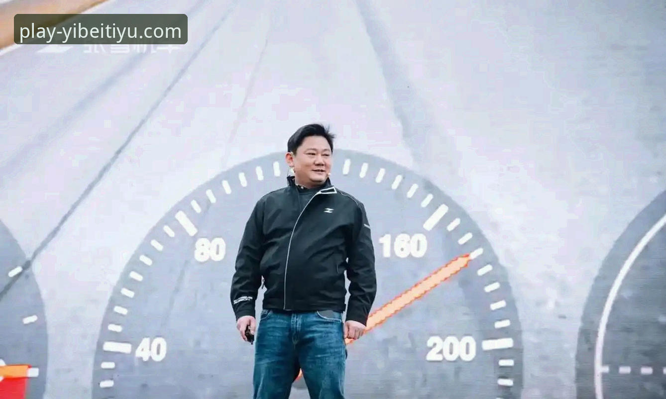 2025赛季世界超级摩托车锦标赛匈牙利站深度评测：张雪机车德比斯绝杀夺冠全面解析